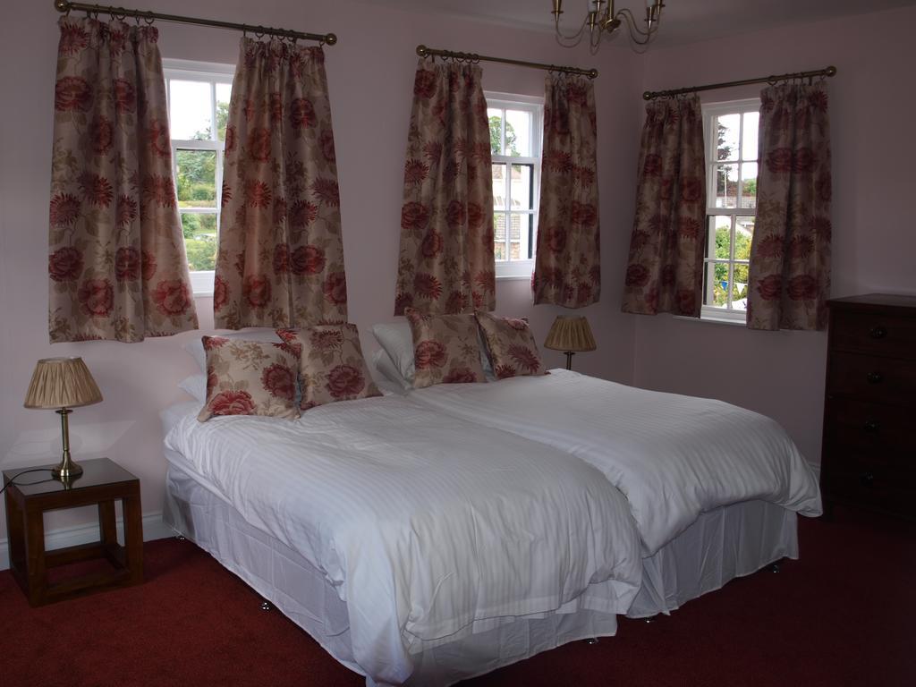 Manor 4*